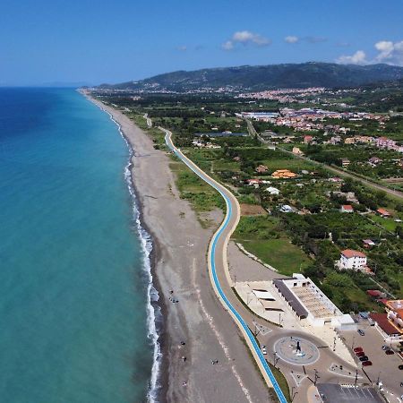 La Casetta Di Sophia Torrenova  Екстер'єр фото